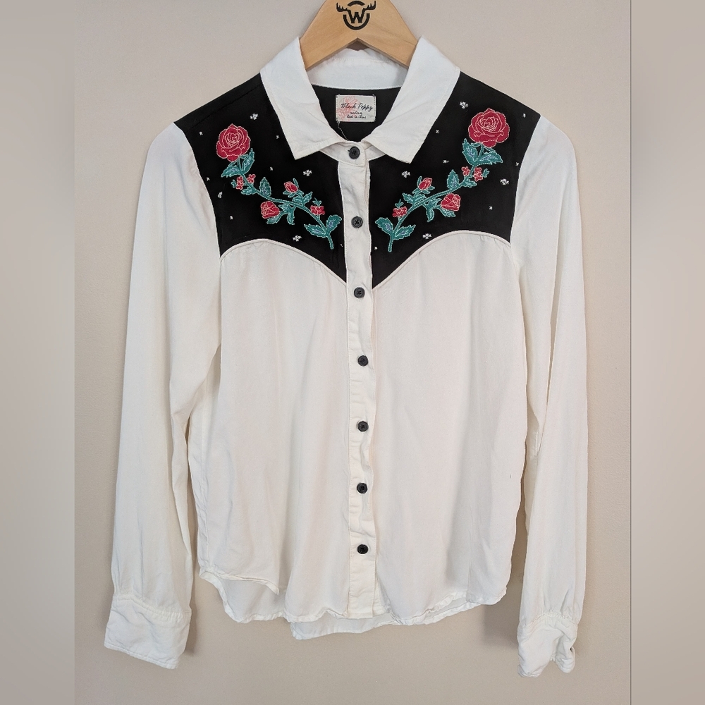 Embroidered Western Shirt with Roses - Junior's Medium